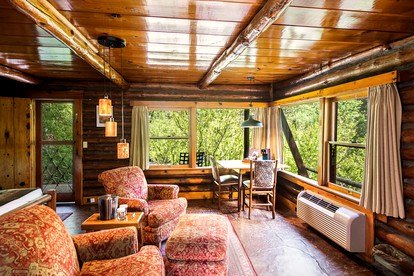 Intimate Bed and Breakfast Cabin Rental for Three in Northern Arizona - Sedona, Arizona - glamping.directory