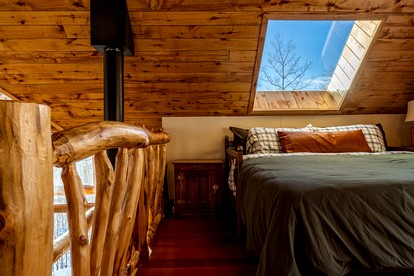 Charming Vacation Rental in the Heart of South Park near Fairplay, Colorado - Jefferson, Colorado - glamping.directory