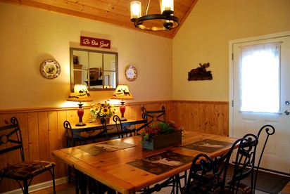 Beautiful Luxury Cabin Rental with Amazing Views next to the Tuckasegee River, NC - Bryson City, North Carolina - glamping.directory