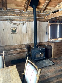 Trapper's Cabin on Firetower Ranch in Ennis, MT - Ennis, Montana - glamping.directory