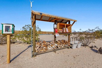 Lovely Caravan Ideal for a Glamping Getaway in the Desert of Joshua Tree in California - Joshua Tree, California - glamping.directory