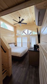 Stylish Tiny Home Retreat with Loft & Stargazing Deck in Williams, Arizona - Williams, Arizona - glamping.directory