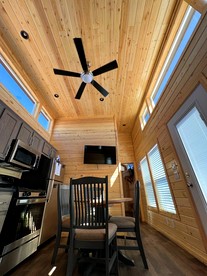 Stylish Tiny Home Retreat with Loft & Stargazing Deck in Williams, Arizona - Williams, Arizona - glamping.directory