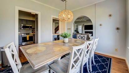 Cheerful Beach House with Swimming Pool in Georgetown, South Carolina - Georgetown, South Carolina - glamping.directory
