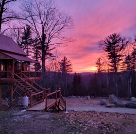 Unique Treehouse Accommodation for a Secluded Granite Lake Getaway - Stoddard, New Hampshire - glamping.directory