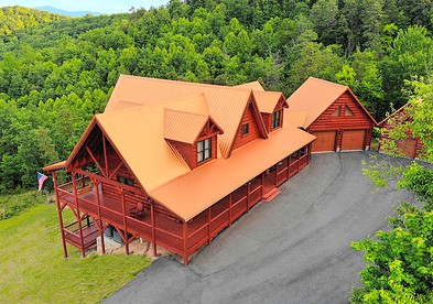 Luxurious Log Cabin Getaway with a Hot Tub in Dobson, North Carolina - glamping.directory