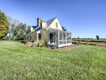 Charming Cottage Rental on a 50-Acre Historical Estate near Orange, Virginia - Orange, Virginia - glamping.directory