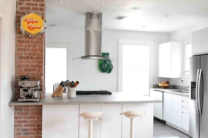 Fully-Remodeled Cottage Rental for Weekend Getaways in Texas - Marfa, Texas - glamping.directory