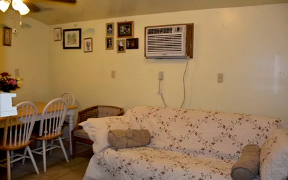 Family-Friendly Cabin Rental on Working Farm near Yosemite National Park, California - Mountain Ranch, California - glamping.directory