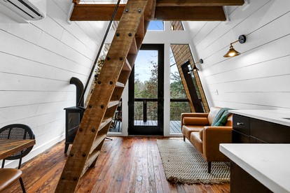 Intimate Private A-Frame with Spa and Beautiful Outdoor Living in Georgia - Blue Ridge, Georgia - glamping.directory