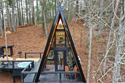 Intimate Private A-Frame with Spa and Beautiful Outdoor Living in Georgia - glamping.directory