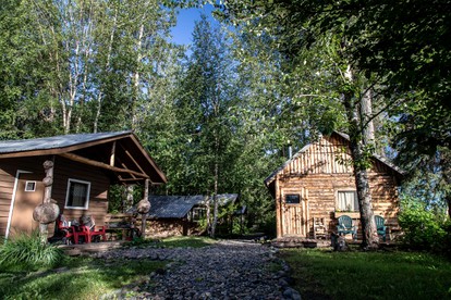 All-Inclusive Stay on a Fishing Lodge on the Yentna River in Anchorage, Alaska - glamping.directory
