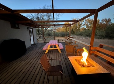 Cozy Creekside Cottage with Deck and Fire Pit in Camp Verde, Arizona - Camp Verde, Arizona - glamping.directory
