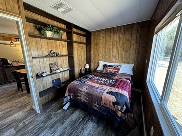 Cozy Creekside Cottage with Deck and Fire Pit in Camp Verde, Arizona - Camp Verde, Arizona - glamping.directory
