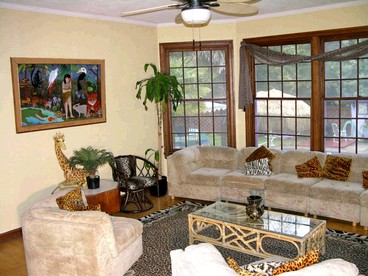 Lodge Room for 2-3 people - Geyserville, California - glamping.directory