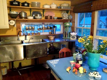 Delightful Guest House Cabin in the Adirondacks - North River, New York - glamping.directory