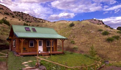 Beautiful Cabin Rental near Yellowstone National Park, Montana - glamping.directory
