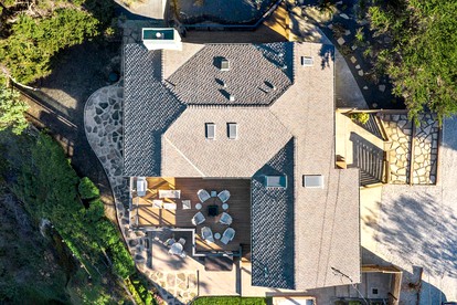 Private Vacation Rental with Ocean View and Hot Tub in Montara, CA - Montara, California - glamping.directory