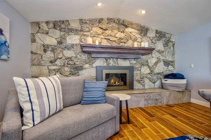 Private Vacation Rental with Ocean View and Hot Tub in Montara, CA - Montara, California - glamping.directory