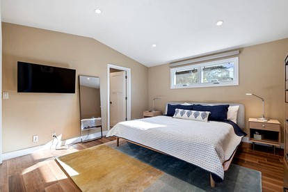 Private Vacation Rental with Ocean View and Hot Tub in Montara, CA - Montara, California - glamping.directory