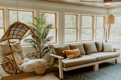 16 Guests | Ponds | Hot Tub | Game Room | Trails in Sarahsville - Sarahsville, Ohio - glamping.directory