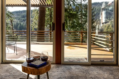Tranquil Waterfront Cabin on Cain Lake for a Cozy Glamping Getaway in Sedro-Woolley, WA - Sedro-Woolley, Washington - glamping.directory