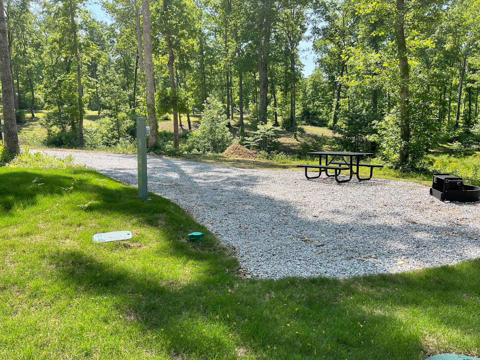 Red Coach Resort & RV Park - Toney, Alabama - glamping.directory
