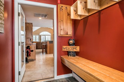 Cabin in the Mountains for Glamping in New Hampshire - Carroll, New Hampshire - glamping.directory