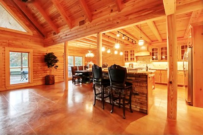 Fantastic Cabin Rental with Outdoor Living Space Ideal for a Lake Conroe Getaway - Willis, Texas - glamping.directory