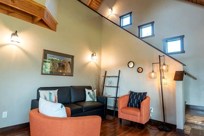 Modern South Dakota Cabin for a Vacation in the Black Hills - Custer, South Dakota - glamping.directory