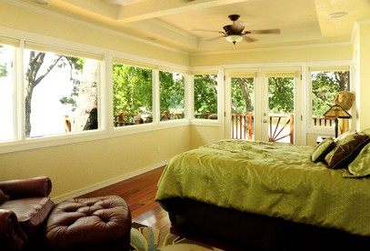 Amazing Villa Rental on Grand Lake O' the Cherokees near Tulsa, Oklahoma - Eucha, Oklahoma - glamping.directory