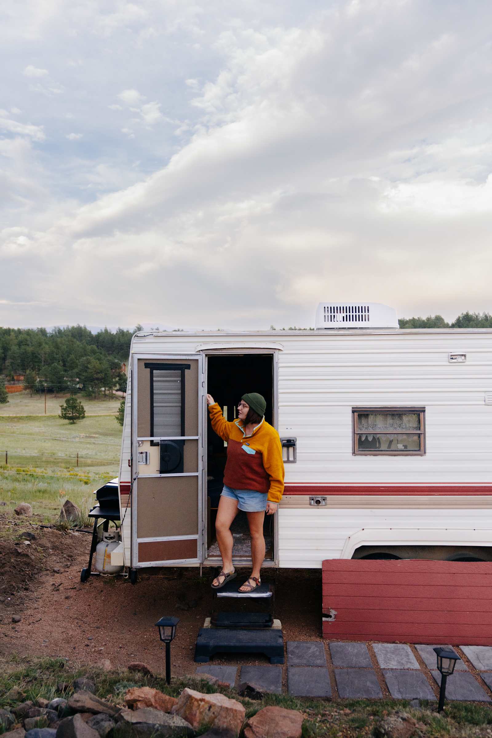 Buckaroo Bunkhouse Camping - Florissant, Colorado - glamping.directory