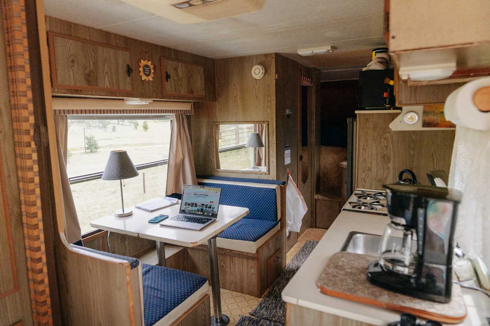 Buckaroo Bunkhouse Camping - Florissant, Colorado - glamping.directory