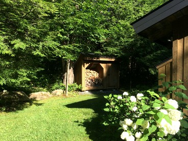 Spacious Mountain Cabin with a Sauna and Ski Trails in Jamaica, Vermont - Jamaica, Vermont - glamping.directory