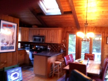 Spacious Mountain Cabin with a Sauna and Ski Trails in Jamaica, Vermont - Jamaica, Vermont - glamping.directory