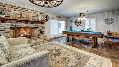 Incredible Luxury Villa in Private Oceanfront Gated Community near Pawleys Island, South Carolina - Georgetown, South Carolina - glamping.directory