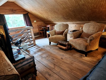 Lovely Log Cabin Rental for Countryside Vacation near Downtown Brenham, Texas - Brenham, Texas - glamping.directory