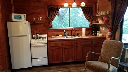 Lovely Log Cabin Rental for Countryside Vacation near Downtown Brenham, Texas - Brenham, Texas - glamping.directory