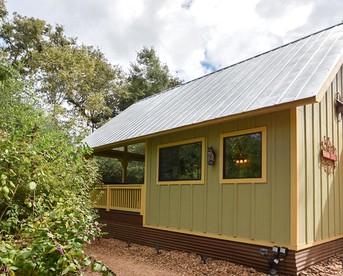 Lovely Log Cabin Rental for Countryside Vacation near Downtown Brenham, Texas - Brenham, Texas - glamping.directory