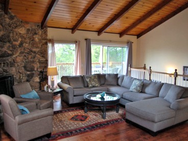 Secluded Cabin Rental with Incredible Views from the Deck near Bass Lake, California - Oakhurst, California - glamping.directory