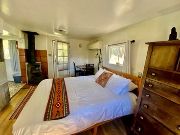Rustic Log Cabin on Eco-Friendly Farm near Taos, New Mexico - San Cristobal, New Mexico - glamping.directory