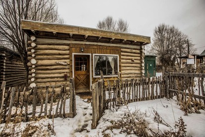 Rustic Log Cabin on Eco-Friendly Farm near Taos, New Mexico - glamping.directory