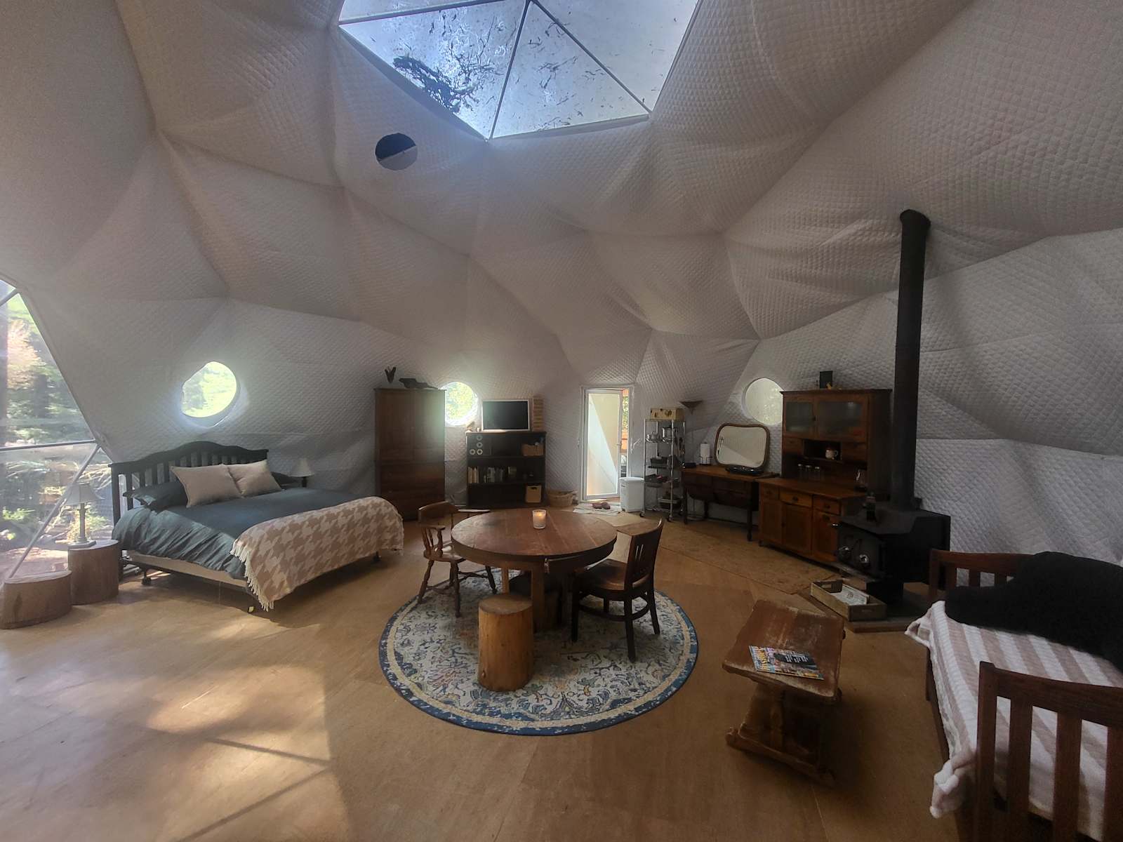 Fieldbrook Gnome Dome - Mc Kinleyville, California - glamping.directory