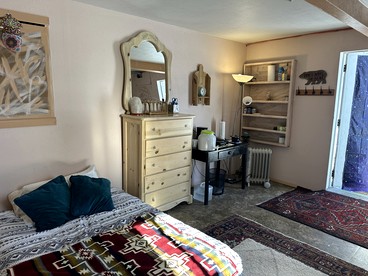 Cute Studio Cottage on a Farm in Longmont, Colorado - Longmont, Colorado - glamping.directory