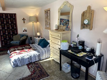 Cute Studio Cottage on a Farm in Longmont, Colorado - Longmont, Colorado - glamping.directory