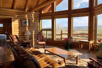 Cabin Rental for Large Groups Ideal for Colorado Glamping - Walden, Colorado - glamping.directory