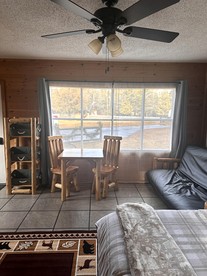 Cabin Charm by Lake Huron: Your Ideal Holiday Retreat in Michigan - Ocqueoc, Michigan - glamping.directory