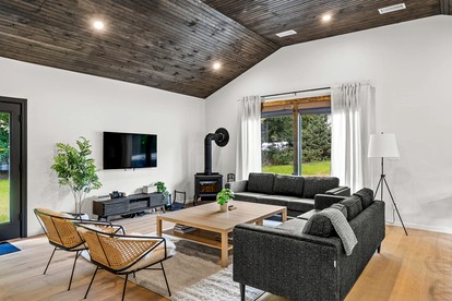 Family-Friendly Cabin with Fire Pit Nestled Among Nature in NY - Palenville, New York - glamping.directory