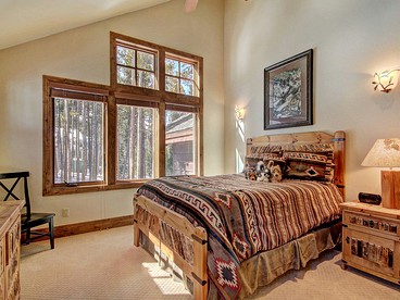 Luxurious Mountain Lodge next to Ski Resort in Breckenridge, Colorado - Breckenridge, Colorado - glamping.directory