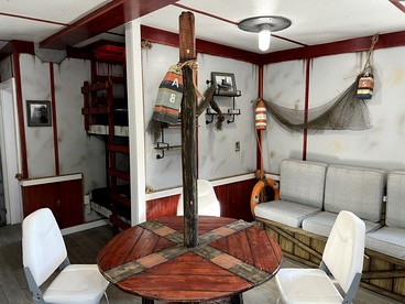 Experiment a Real Glamping Exterience at this Picturesque Boat in Bayfield, Wisconsin - Bayfield, Wisconsin - glamping.directory
